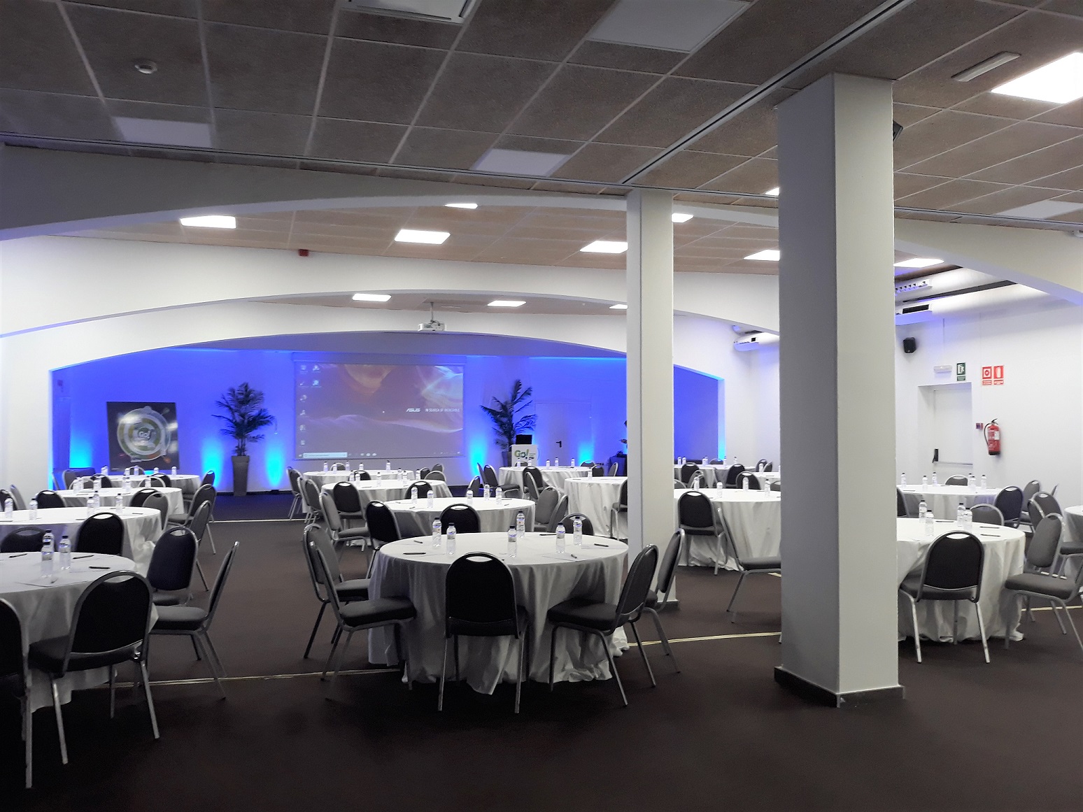 002_alta_montanyahotel Sala Osona.jpg